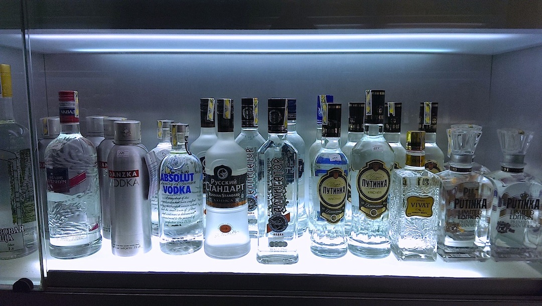 Vodka Alligator – Giá Vodka Cá Sấu – Giá Vodka Nga